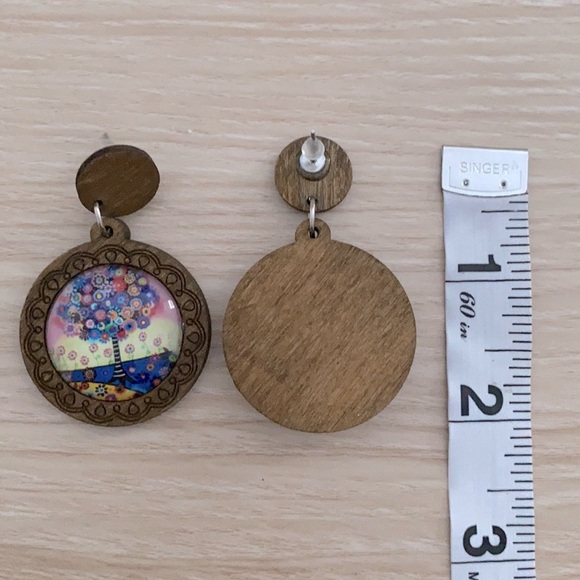 Tree of life wooden multicolored earrings NWT - Picture 5 of 5